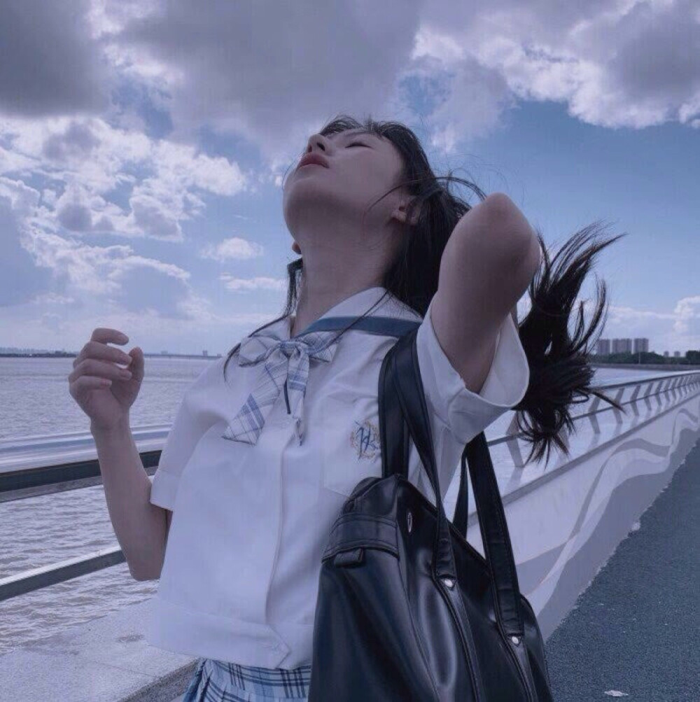 女生ins头像