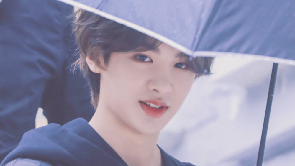 justin黄明昊