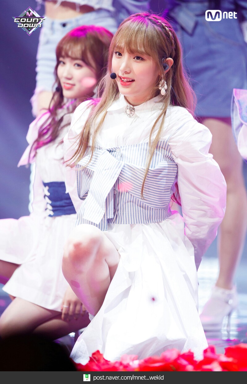 izone/崔睿娜/崔艺娜/椰奶/yena/崔虚势/小黄鸭/崔candy/脆椰奶/cyn