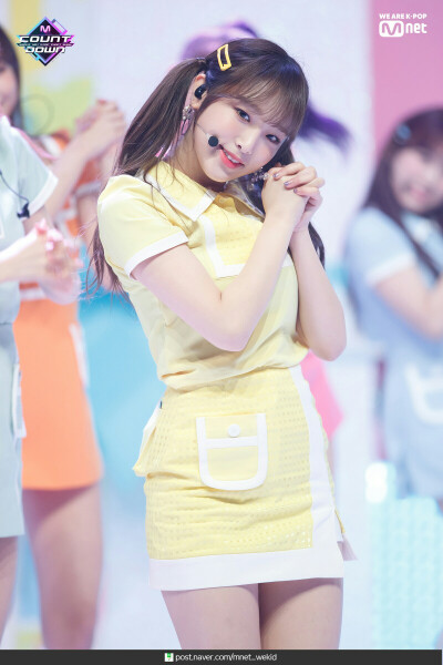 izone/崔睿娜/崔艺娜/椰奶/yena/崔虚势/小黄鸭/崔candy/脆椰奶/cyn