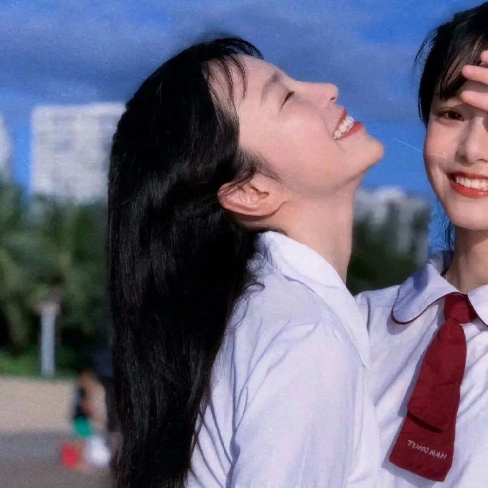 闺头2人哦哦