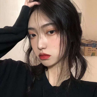 高冷时尚单人单张女生头像