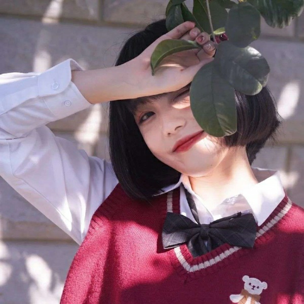 少女的征途是星辰大海「女生头像」