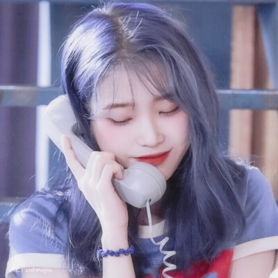 李知恩 iu头像
