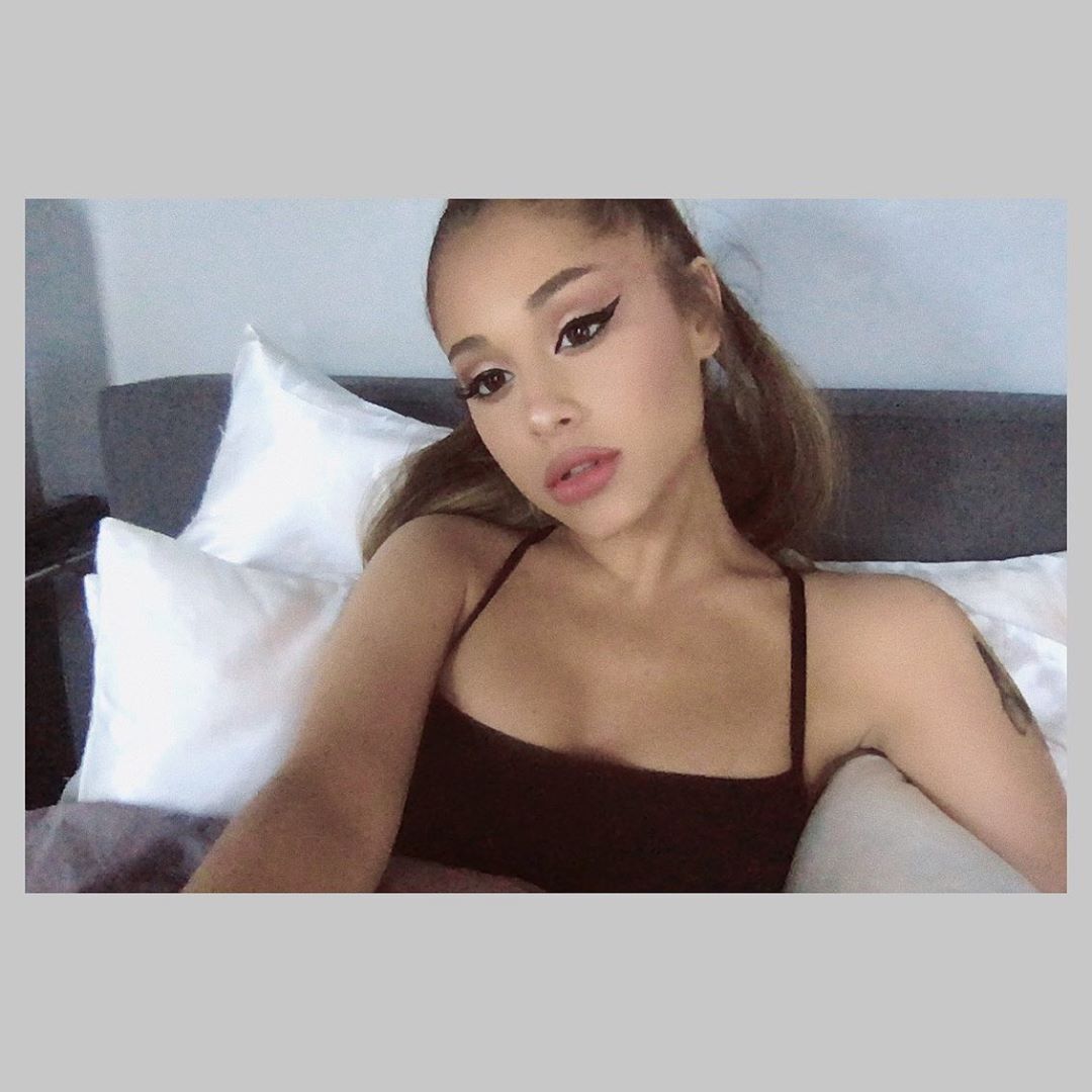 ariana grande a妹 杏菜 欧美 身材 歌手 天后 小牛 美女 壁纸 头像