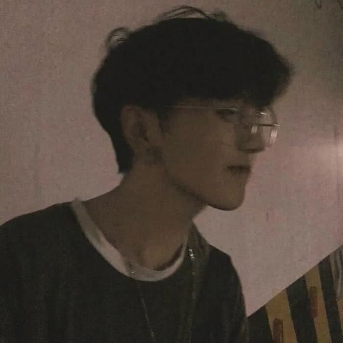 宝藏男孩专属头像