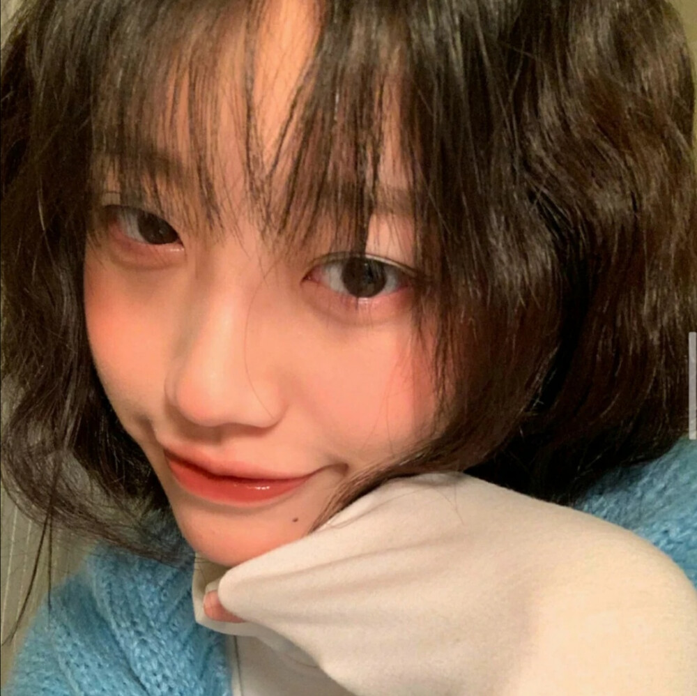 自截 想高冷的蔡同学女生头像部位女头可爱,女头御姐头像