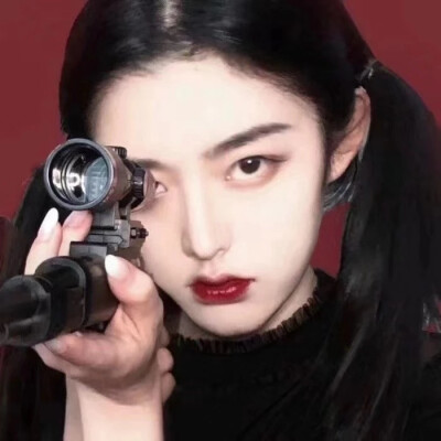 女头,有和我一样爱持枪的头像么