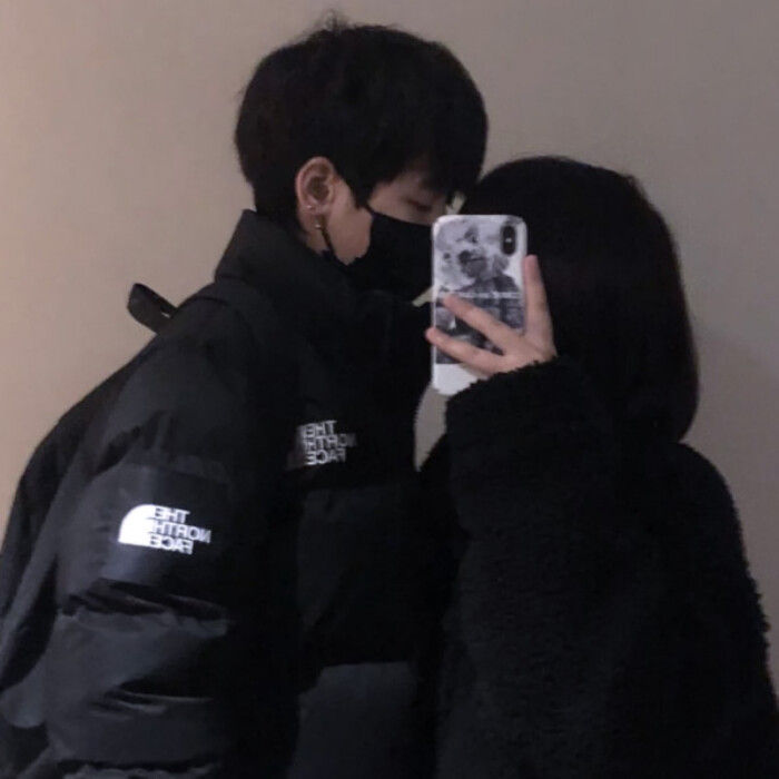 真人一对两张情头