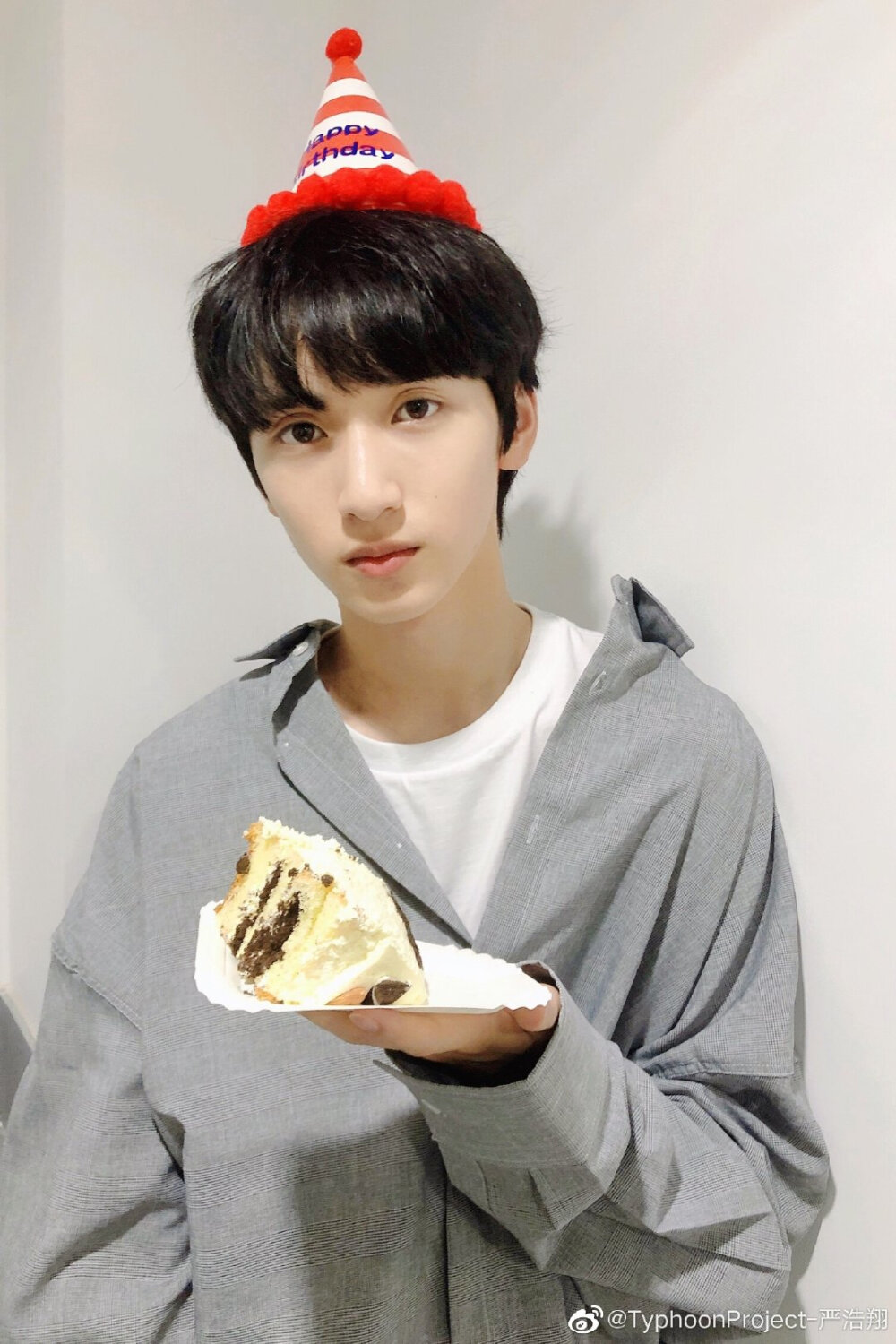 weibo@时代少年团-严浩翔