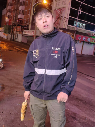 李鹤东