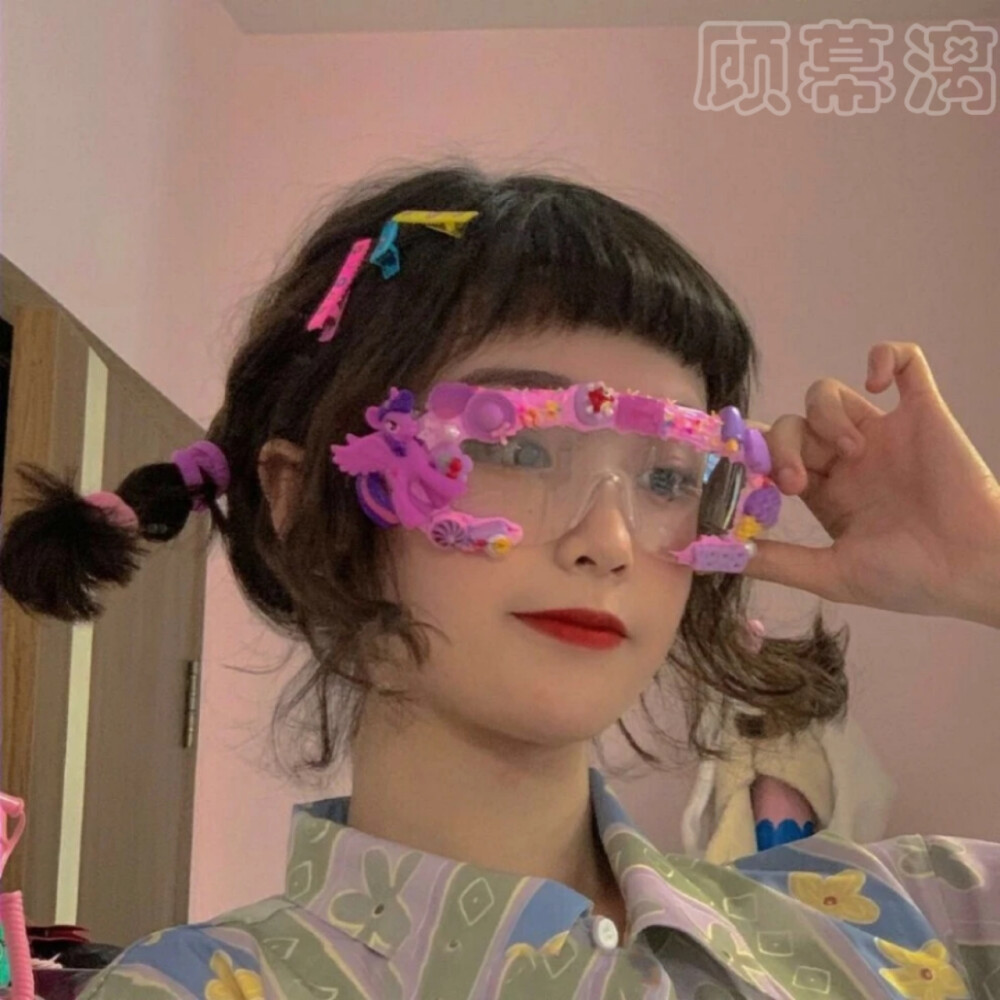 四人闺蜜头像1