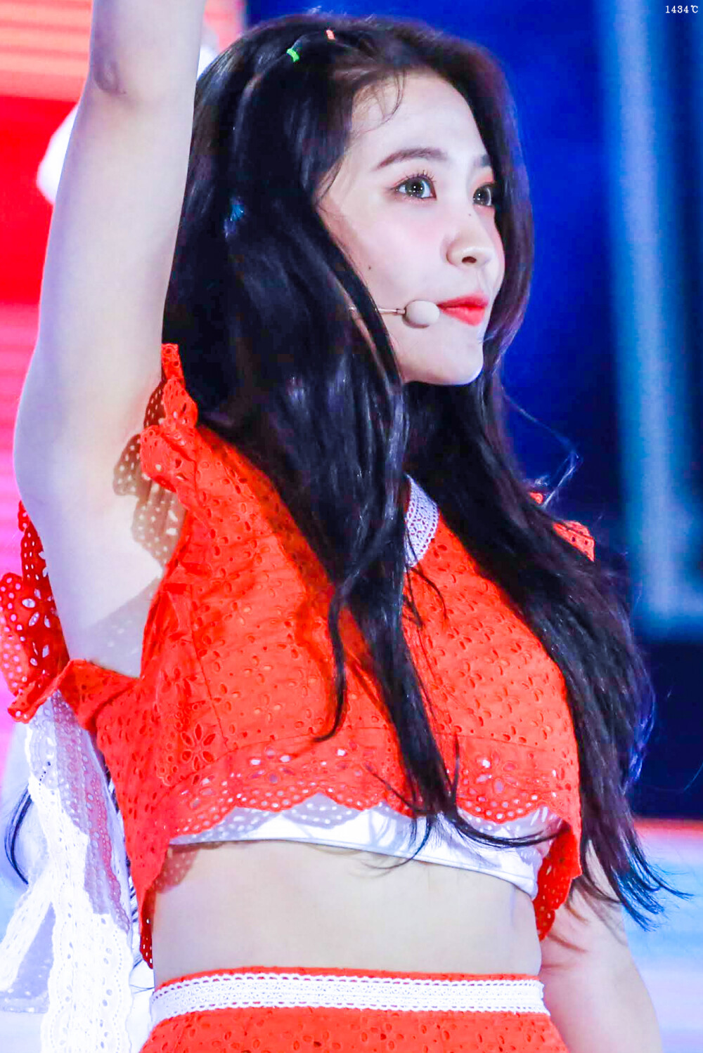 red velvet 金艺琳 yeri 舞台