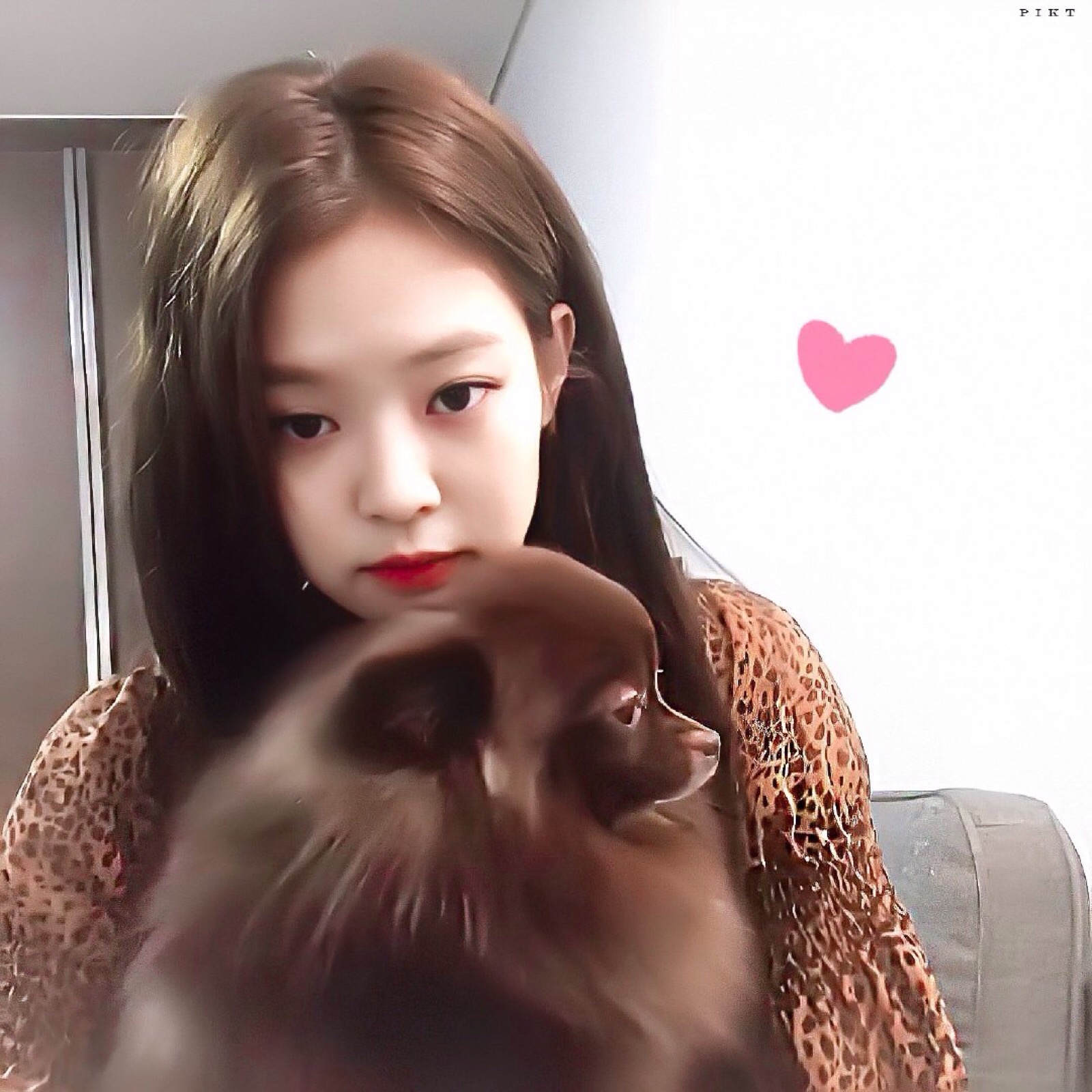 金智妮 jennie