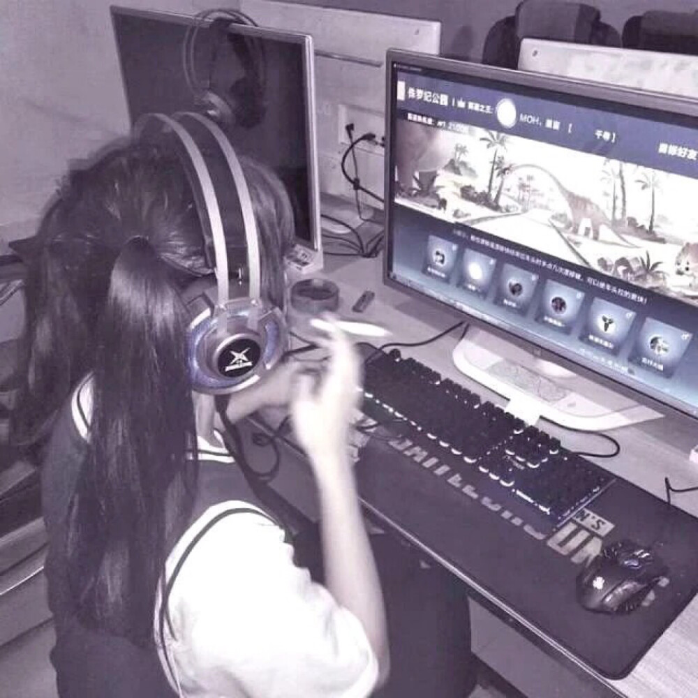 电竞女头 - 堆糖,美图壁纸兴趣社区