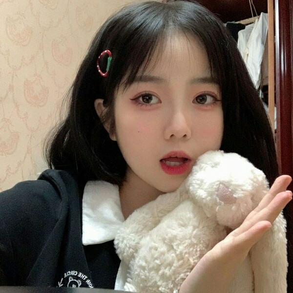 少女的征途是星辰大海「女生头像」