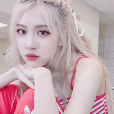 女星头像金泫雅
