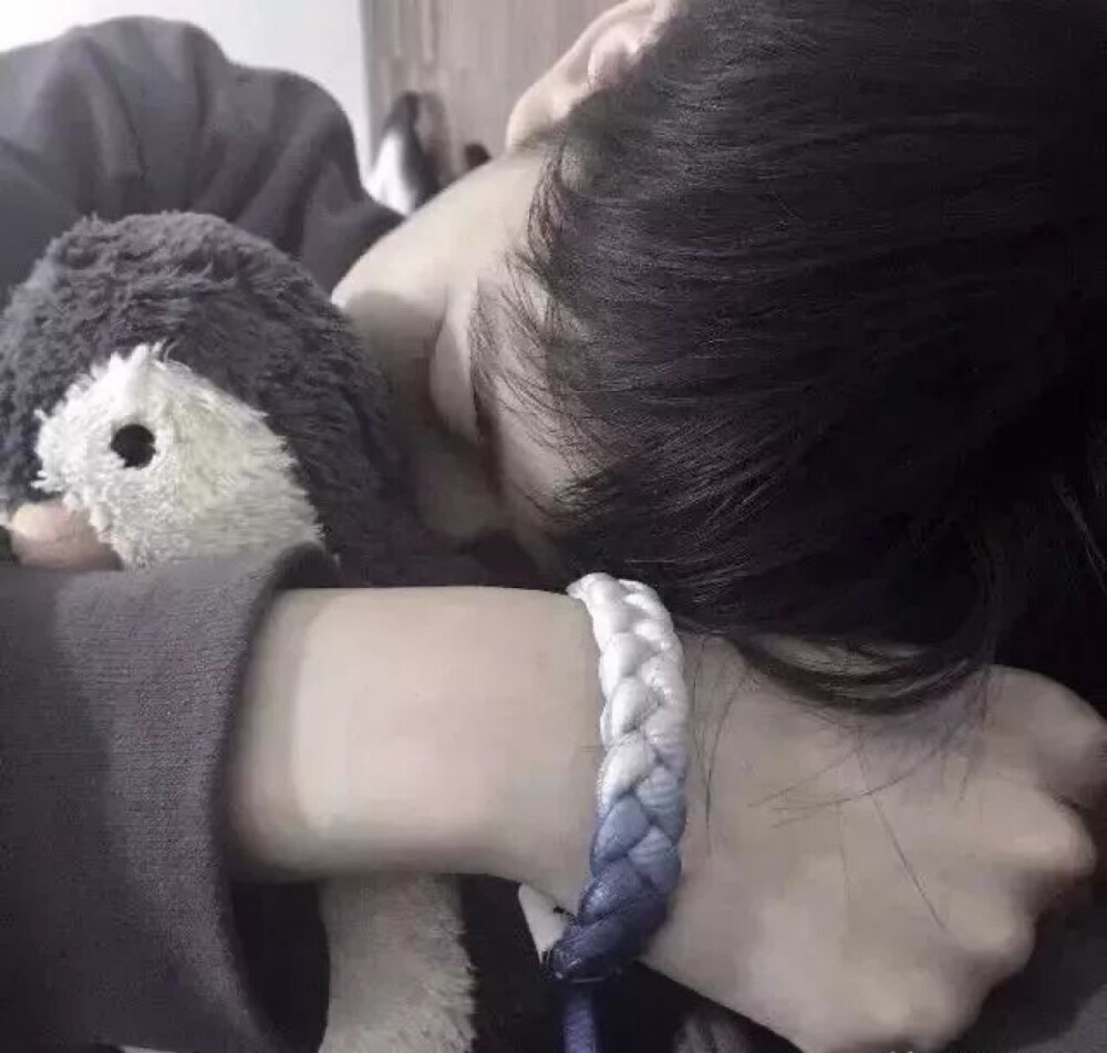 丧丧男生头像黑白