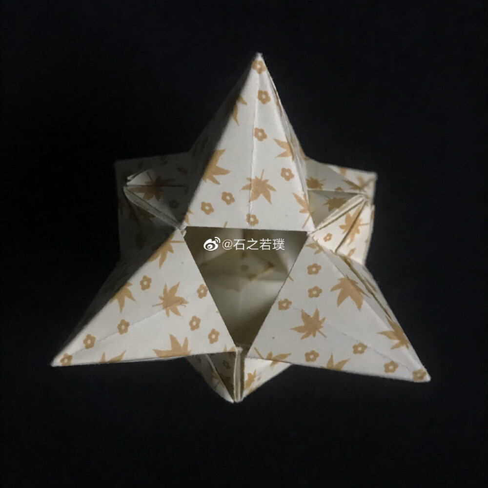 [手工-折纸-花纸球][原创版]两个镂空的大星星很难拍照系列……图片