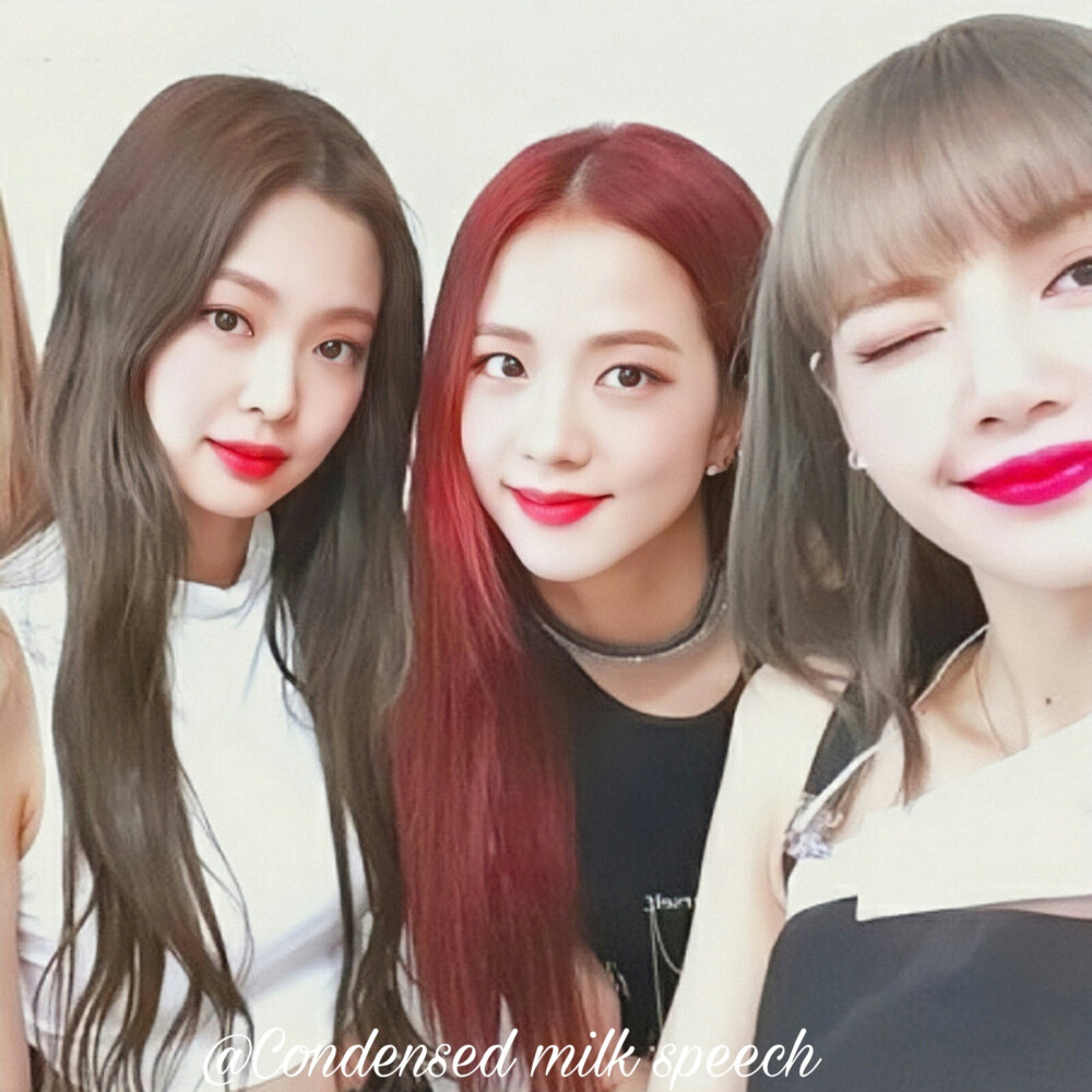 lisa×jisoo×jennie×rosé blackpink团头简介.