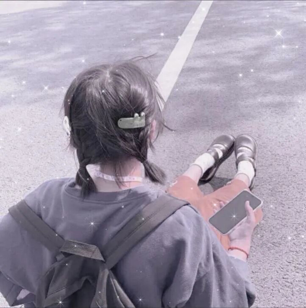 一波敲好看的闺蜜头像来咯点赞拿图哦()