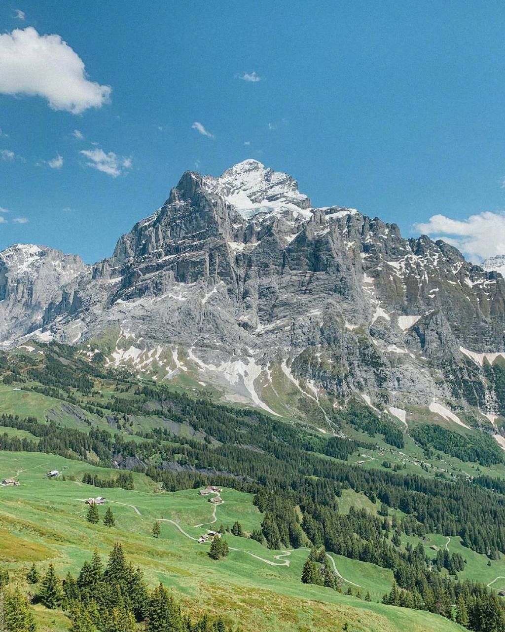 壁纸 瑞士，格林德瓦，山，草，树，村，云，天空 1920x1200 HD 高清壁纸, 图片, 照片