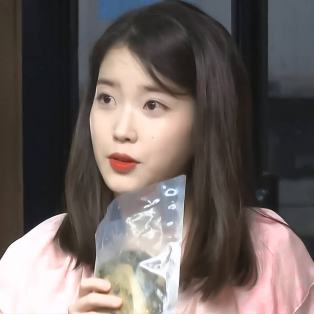 iu 李知恩头像 cr.原郁芽卷 - 堆糖,美图壁纸兴趣社区