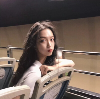 如果你懂"女生头像/可爱头像/欧美头像/闺蜜头像/港风/朋友圈文案
