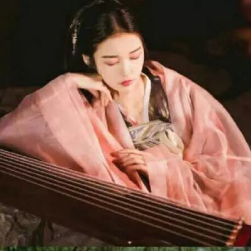 唯美伤感的真人古风头像