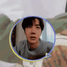 200426 天天向上gif 小表情太可爱 @uniq-王一博