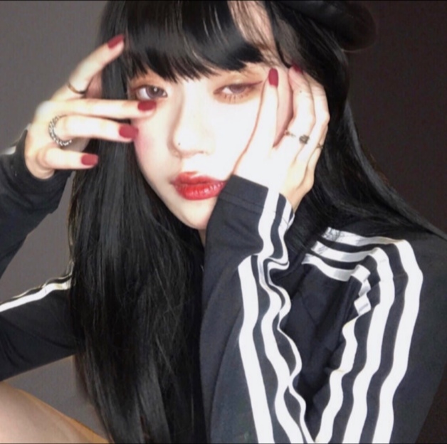 女生头像 3951383850 - 堆糖,美图壁纸兴趣