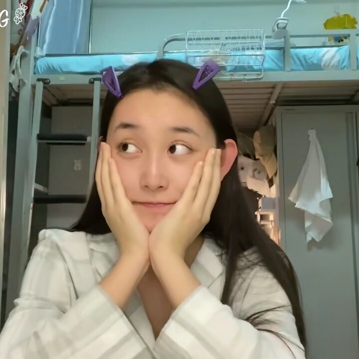蒋依依vlog 可二改