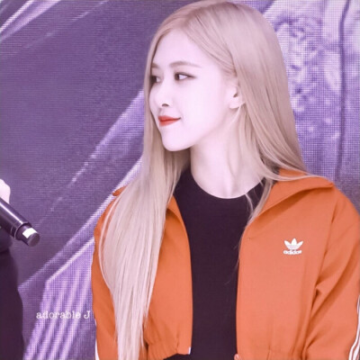 酥肉cp也超好磕 jisoo rosé.