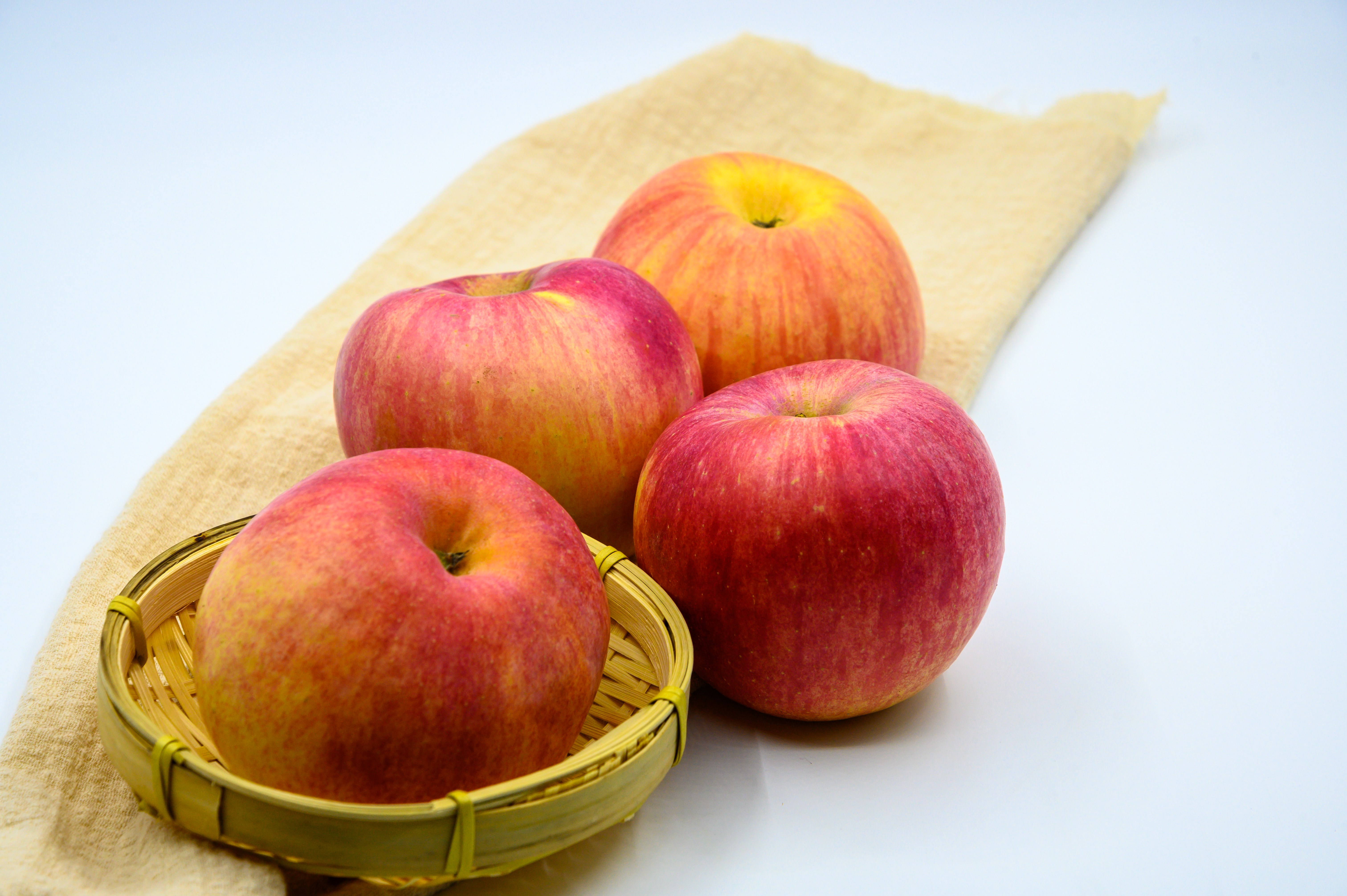 苹果 水果 植物 香气 酸甜 营养 膳食纤维 食品 食物 食材 美味 成熟