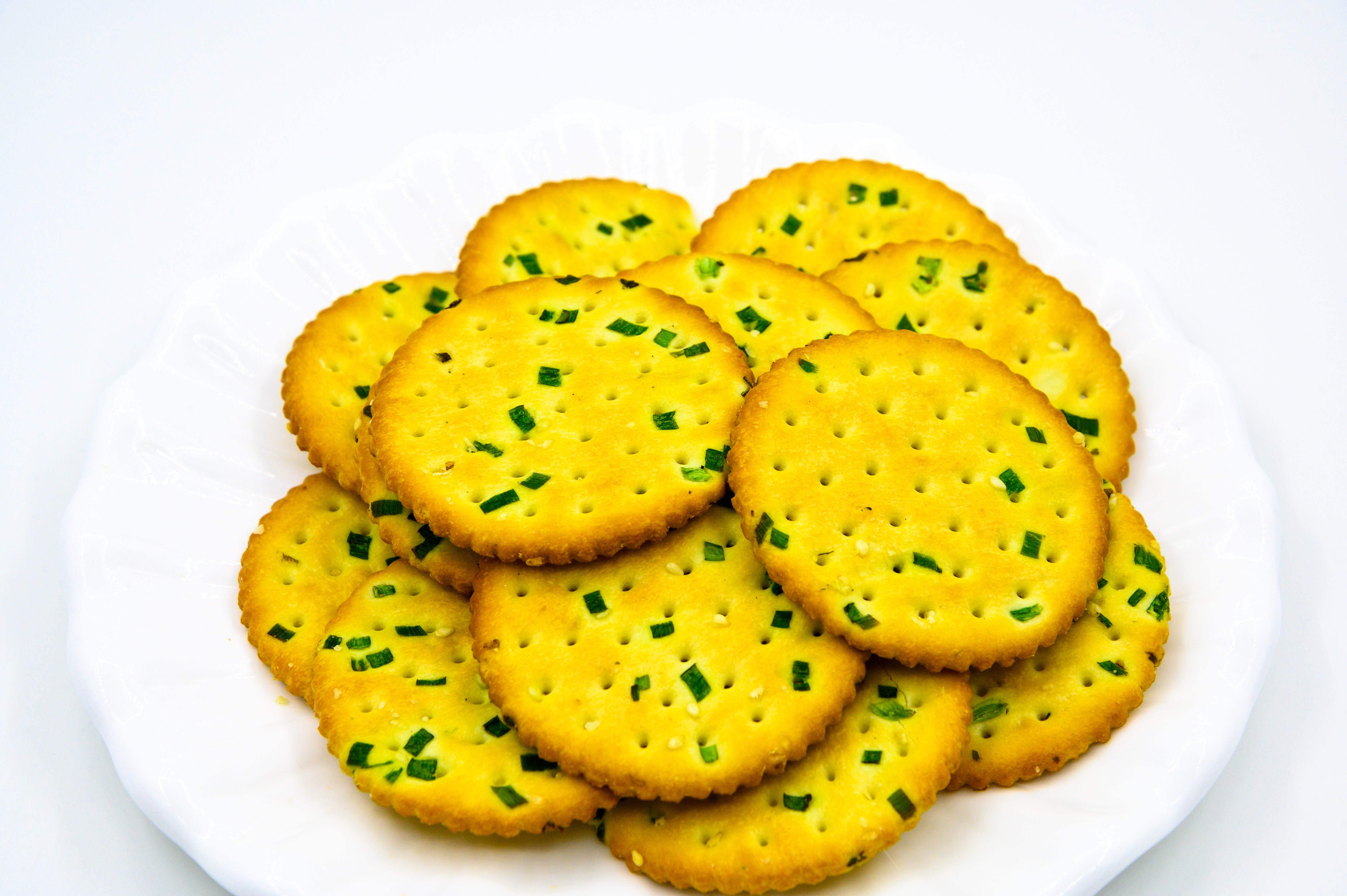 葱油饼干 葱 葱花 大葱 食用油 植物油 饼干 蛋 鸡蛋 卵 小麦 白面 蒸