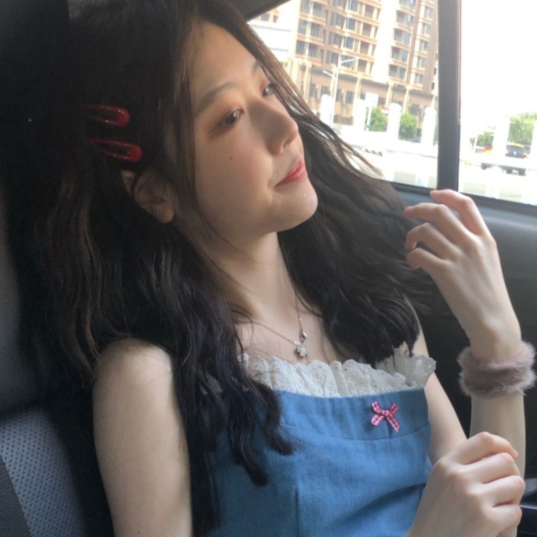 微博id:蛇界猛女