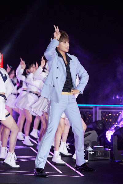黄子韬
