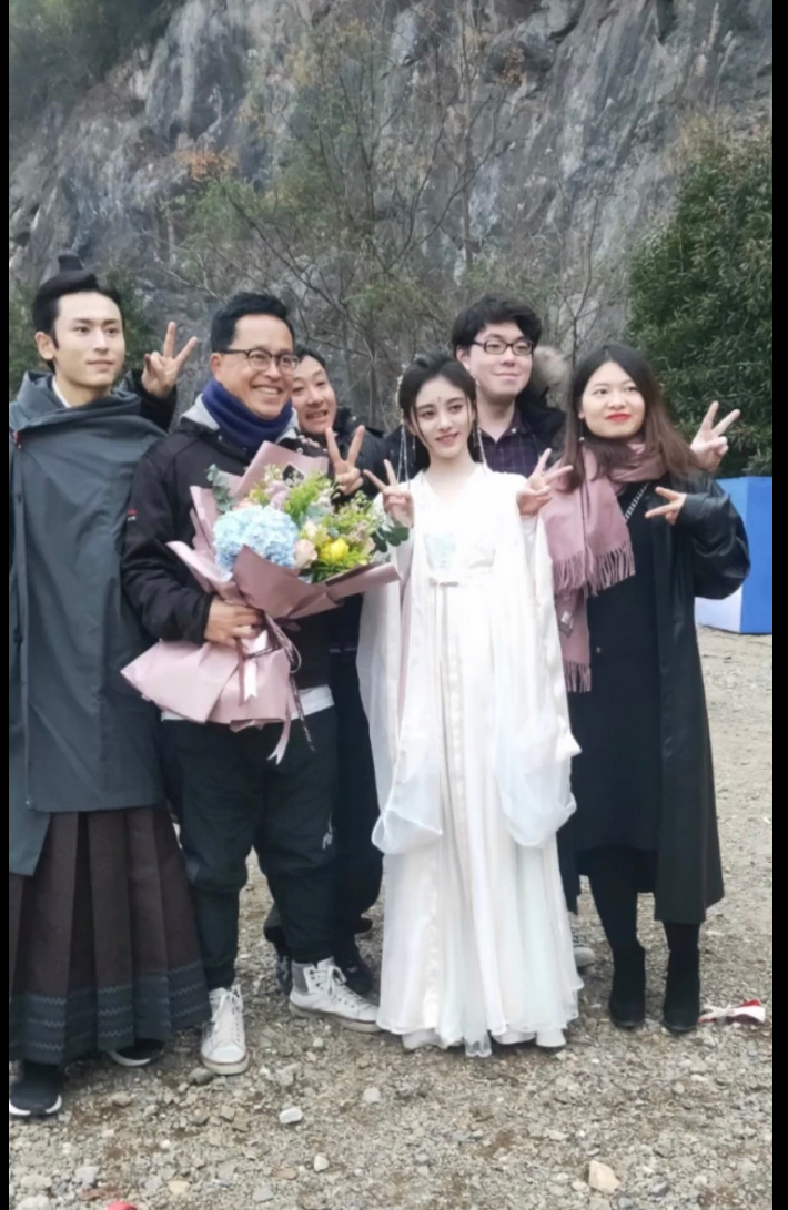 鞠婧祎