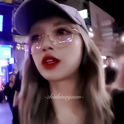 lisa·头像(lalisa blackpink)