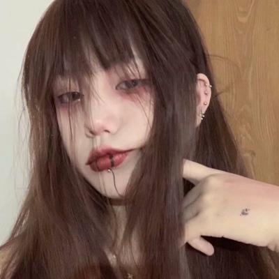 绯闻女孩高清下载美女自拍