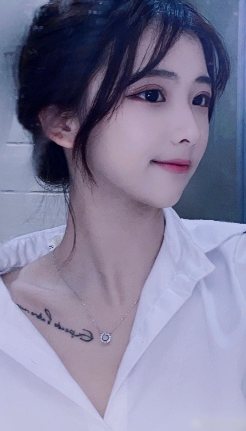 可爱小姐姐
