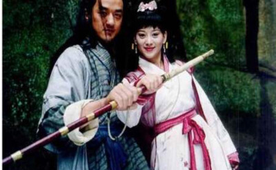 2001年央视版《笑傲江湖》令狐冲(李亚鹏)和岳灵珊(苗乙乙),金庸武侠