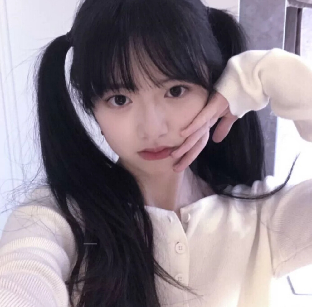 20:13   关注   女头   头像女 女生头像 优质女头 温柔女头 评论