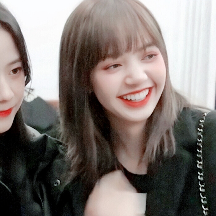 jisoo lisa