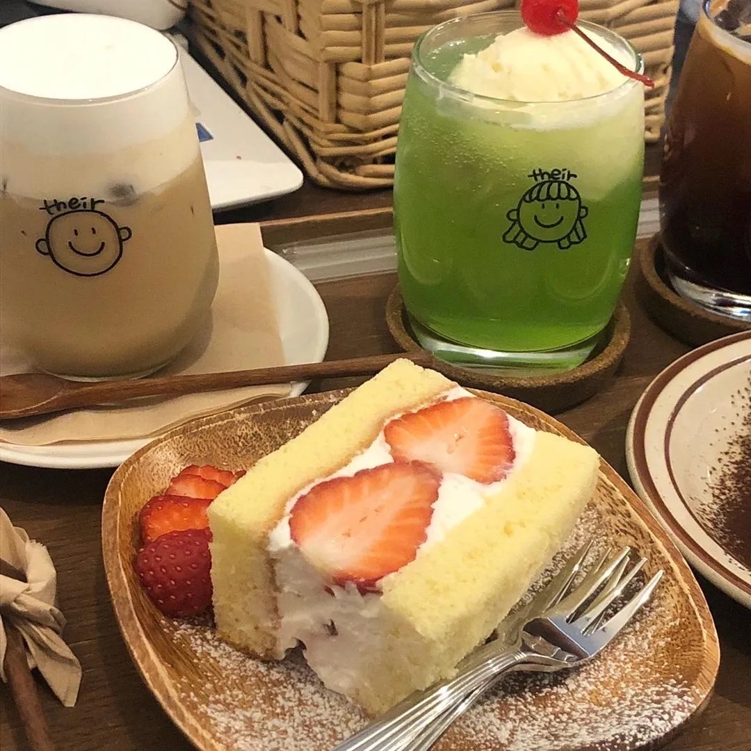 ins风 下午茶 甜品 草莓蛋糕 生活小时光