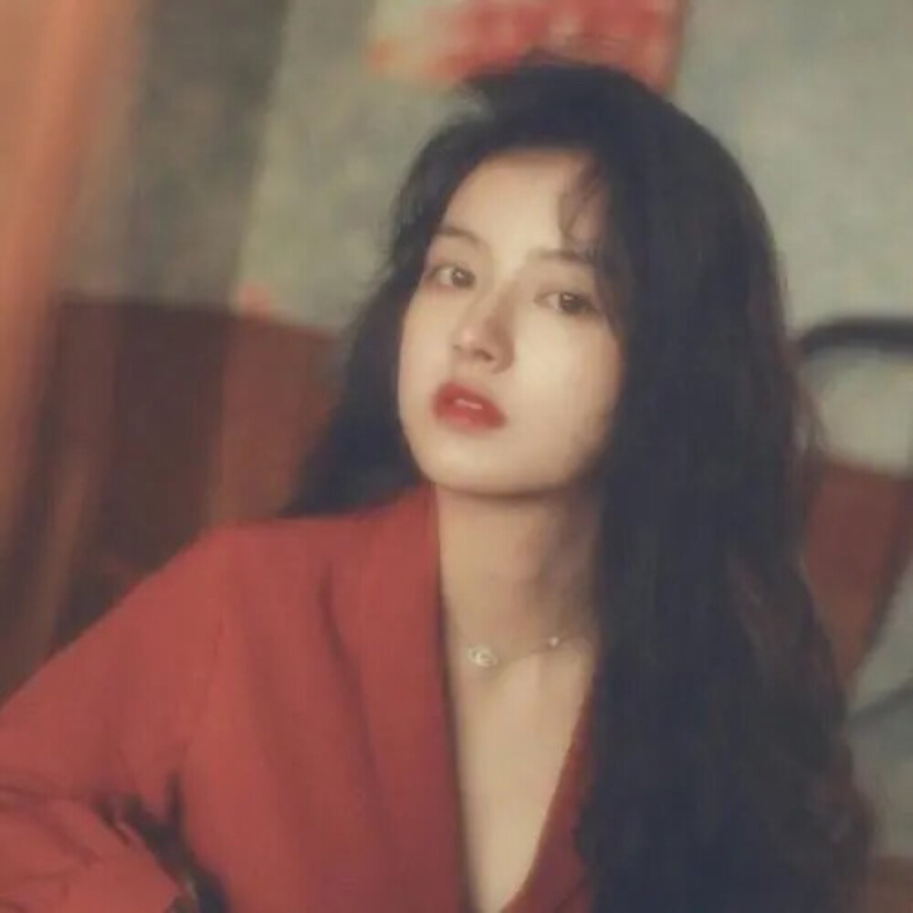 女人要被夸瘦,漂亮,有钱
