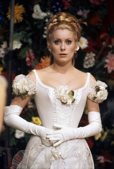 凯瑟琳·德纳芙(catherine deneuve)