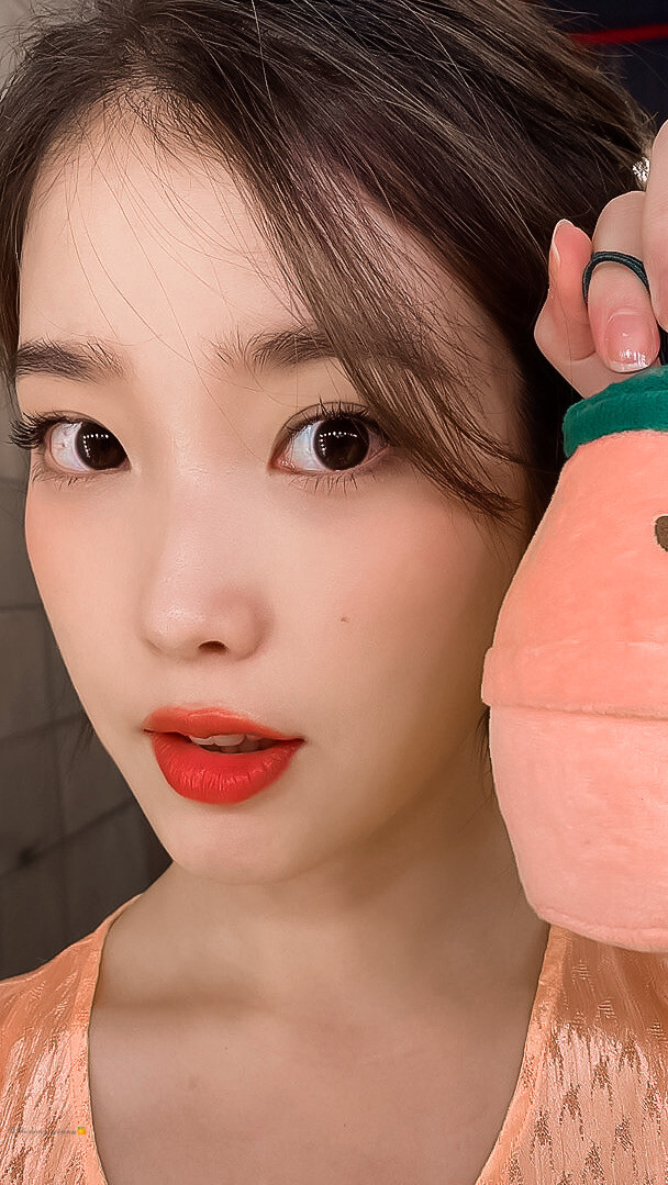 粉红色的iu