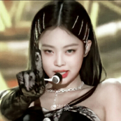 jennie solo.黑天鹅岑挽