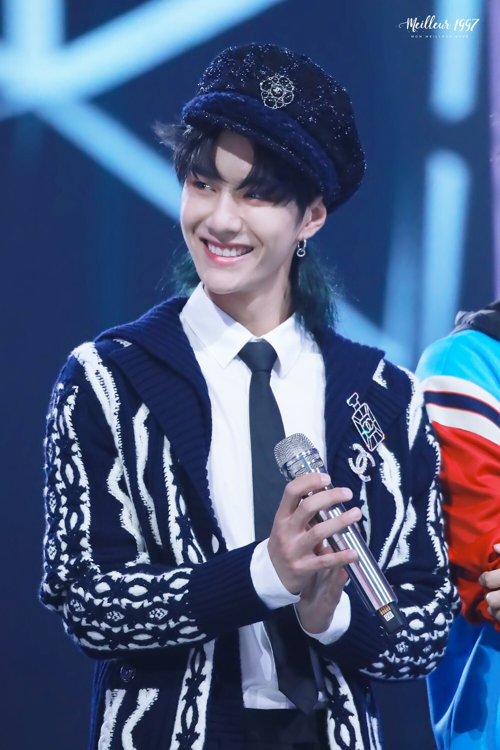 180623 创造101总决赛@uniq-王一博 cr:logo